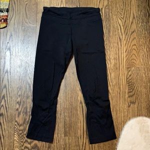 Lululemon pace crop rival, size 6